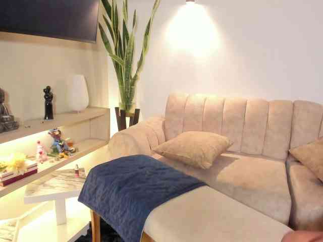 Modelo: HoneyLuxuryCouple