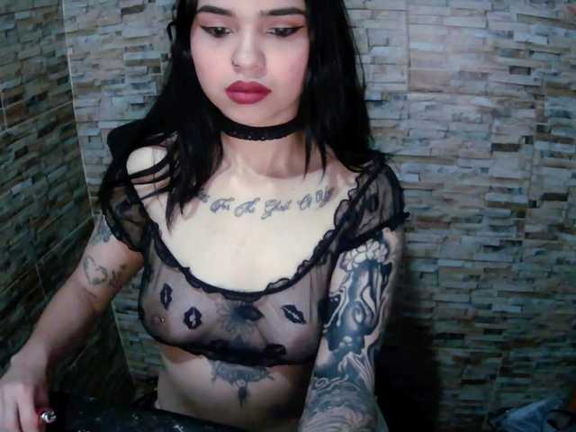 LunaVelvet7 live cam on BongaCams