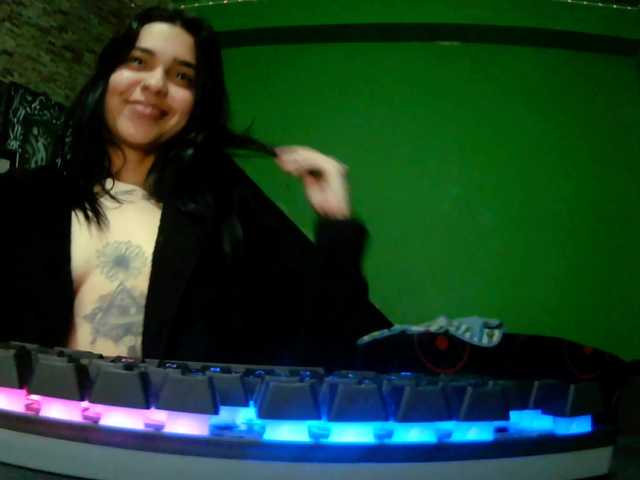 LunaVelvet7 live cam on BongaCams