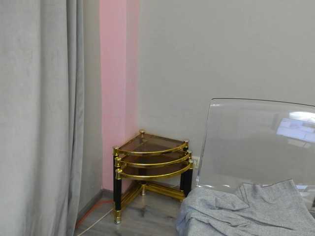 NickyStarr's BongaCams show and profile