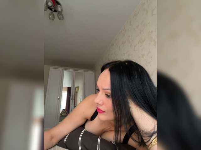 DominatriS live webcam show