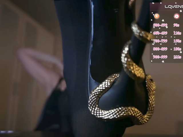 DominaInferni_Venus live cam preview