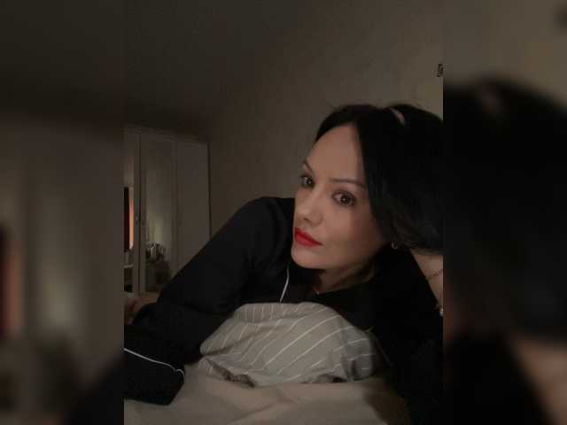 DominatriS live webcam show