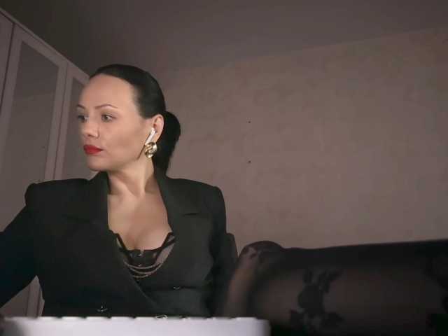 DominatriS live cam on BongaCams