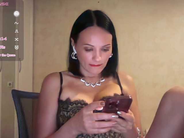 DominatriS live cam on BongaCams