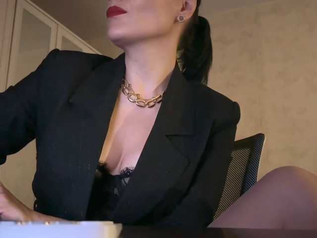 DominaInferni_Venus live cam on BongaCams