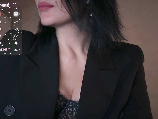 DominatriS live cam on BongaCams