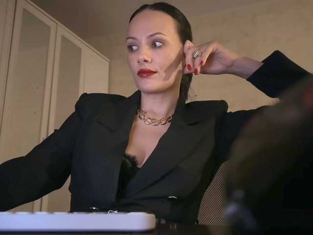 DominaInferni_Venus live cam preview