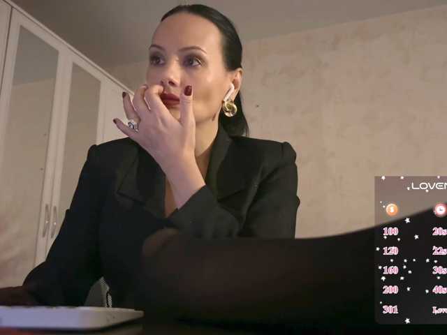 DominatriS live cam on BongaCams