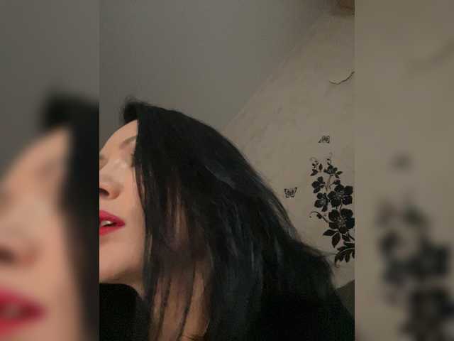 DominatriS live webcam show