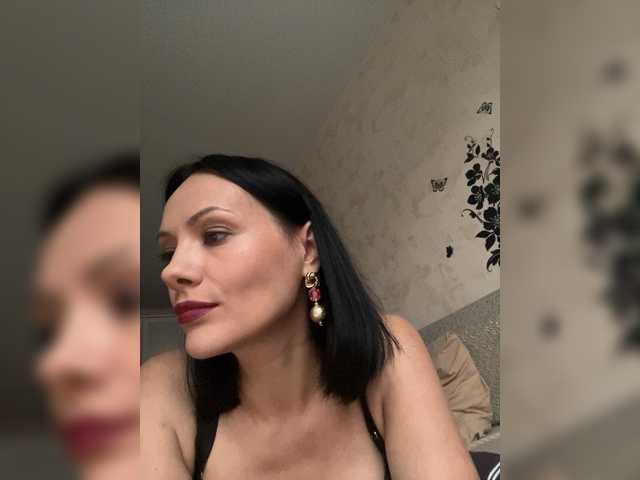 DominatriS live webcam show
