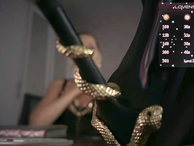 DominaInferni_Venus live cam preview