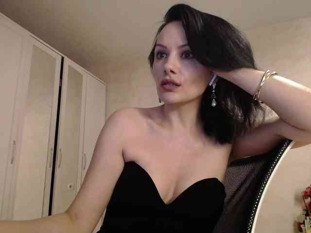 DominatriS webcam