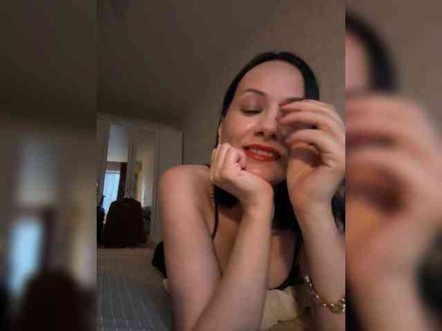 DominatriS webcam