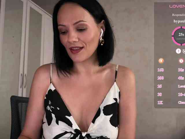 DominatriS webcam