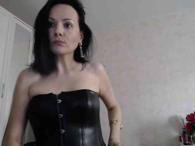 DominatriS webcam