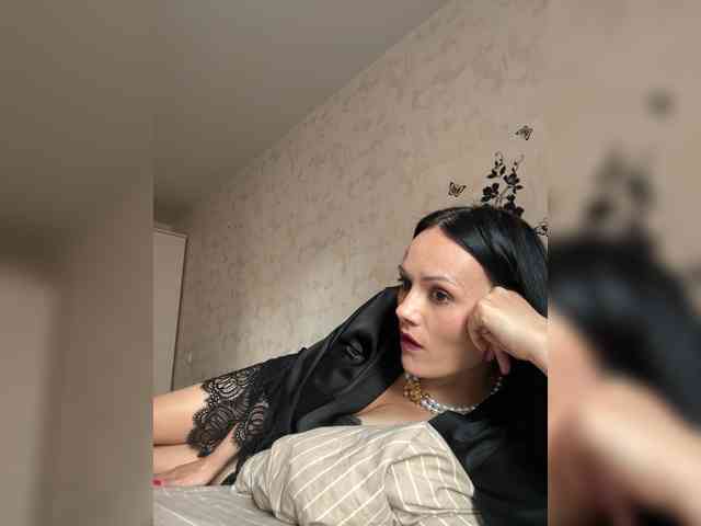DominatriS webcam