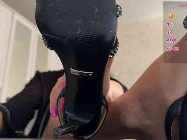 DominatriS webcam