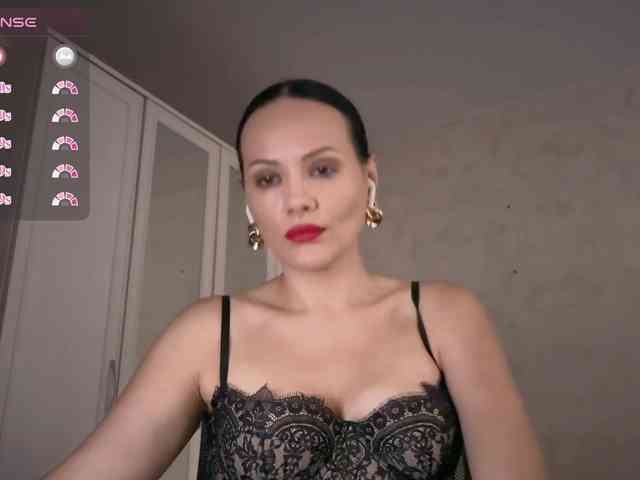 DominatriS webcam