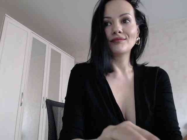 DominatriS webcam