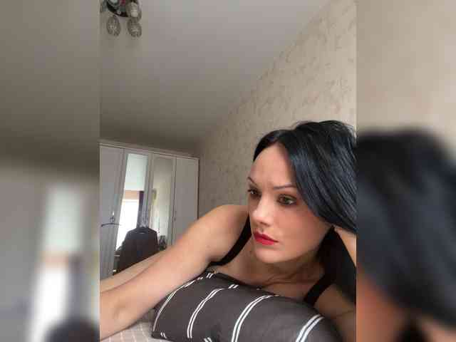 DominatriS webcam