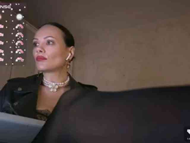 DominaInferni_Venus webcam