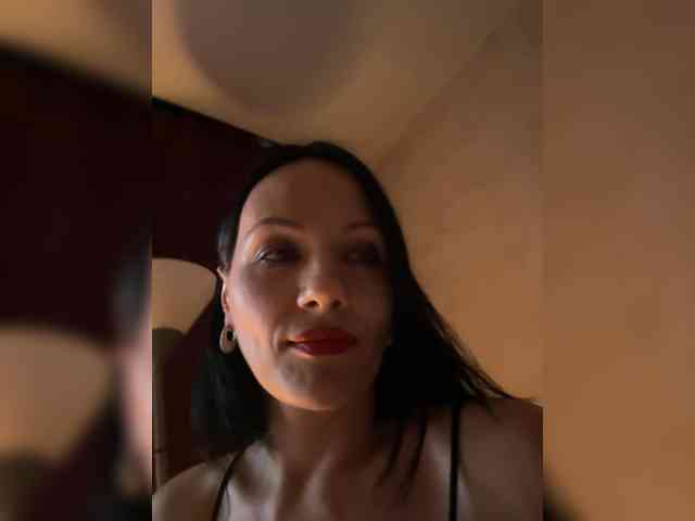 DominatriS webcam