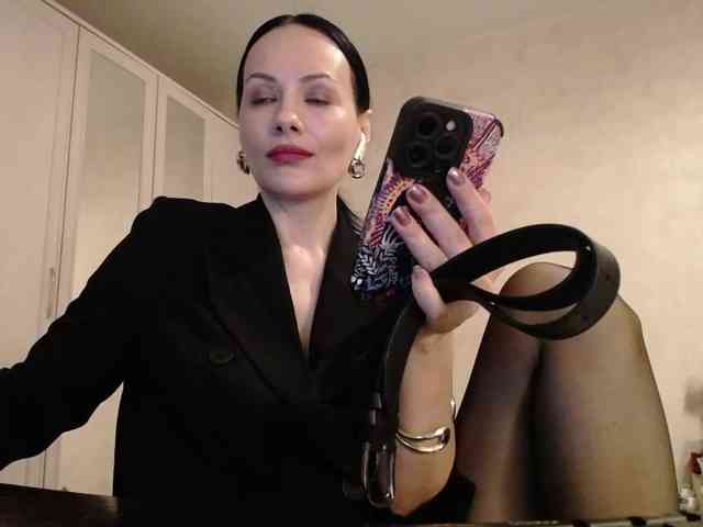 DominatriS webcam