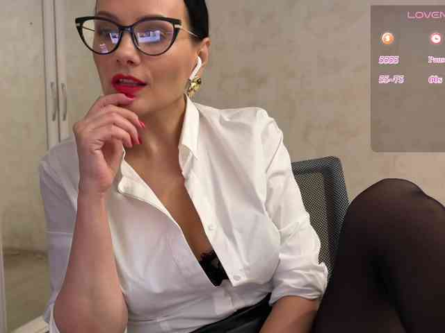 DominatriS webcam
