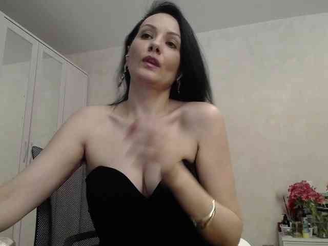 DominatriS webcam