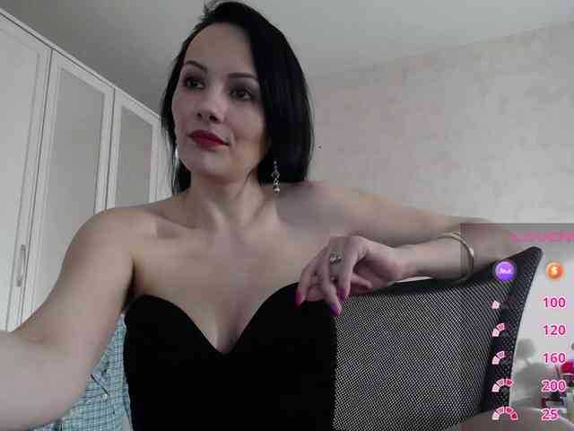 DominatriS webcam