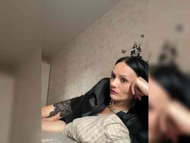 DominatriS webcam