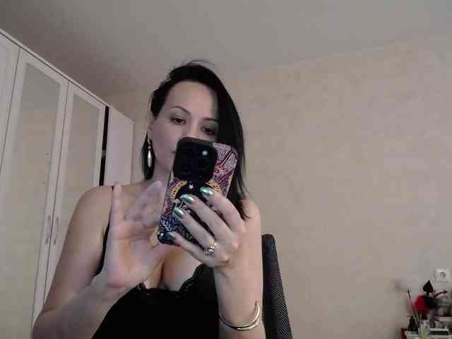 DominatriS webcam