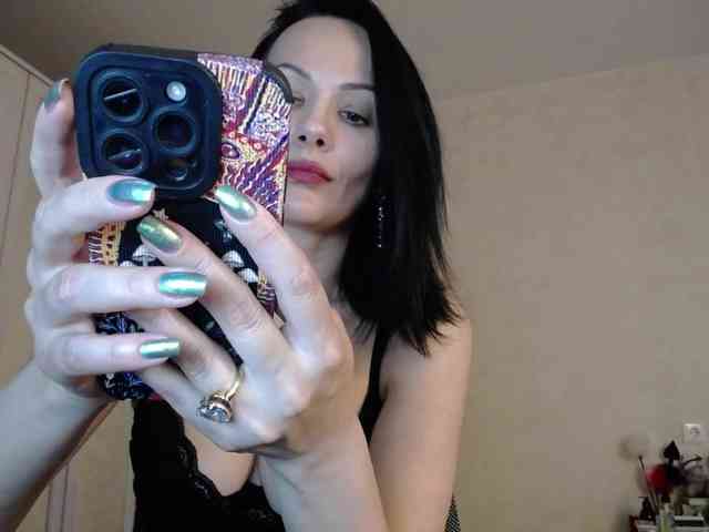 DominatriS webcam