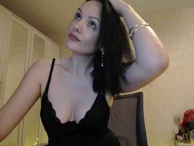 DominatriS webcam