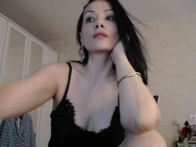 DominatriS webcam
