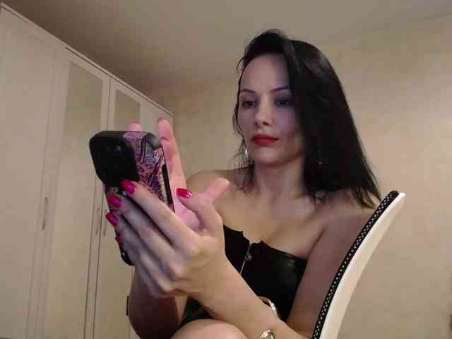 DominatriS webcam
