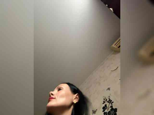 DominatriS webcam