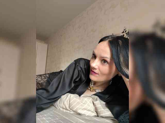 DominatriS webcam