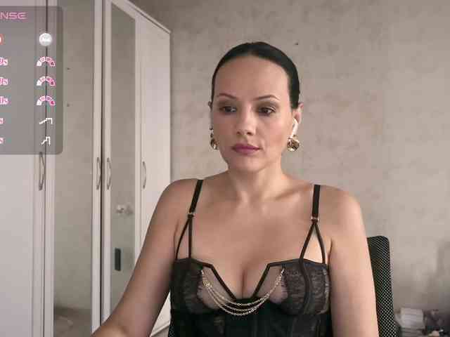 DominatriS webcam