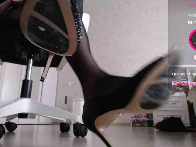 DominatriS webcam