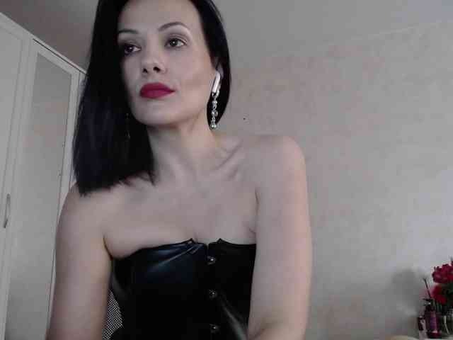 DominatriS webcam