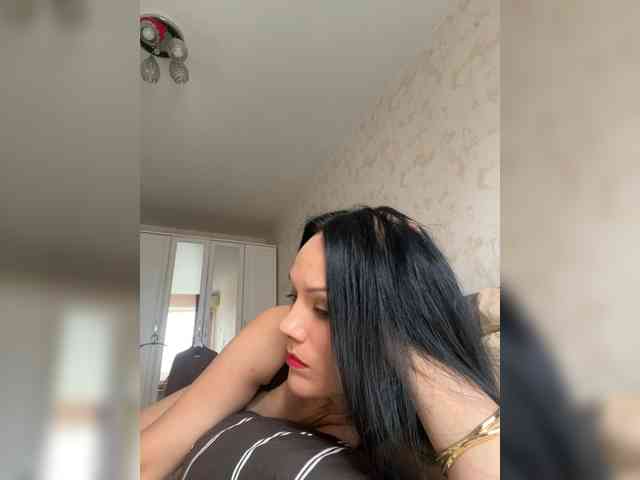 DominatriS webcam