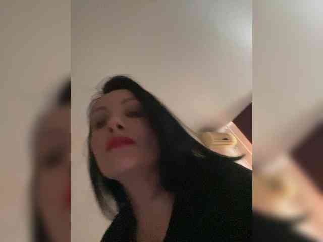 DominatriS webcam