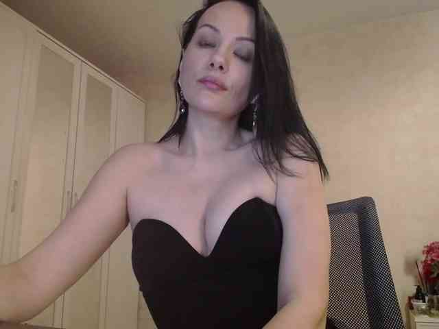 DominatriS webcam