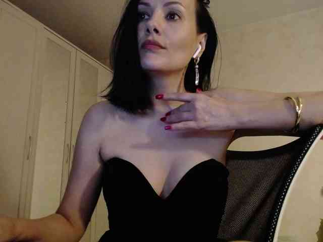 DominatriS webcam