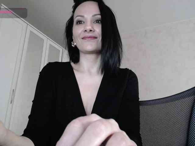 DominatriS webcam