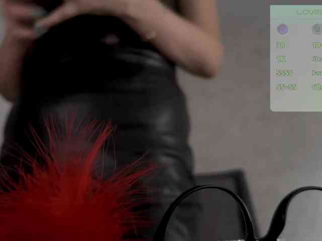 DominatriS webcam