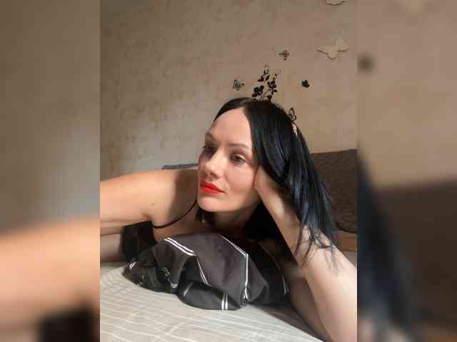 DominatriS webcam