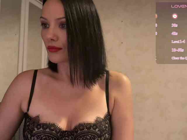 Model: DominatriS